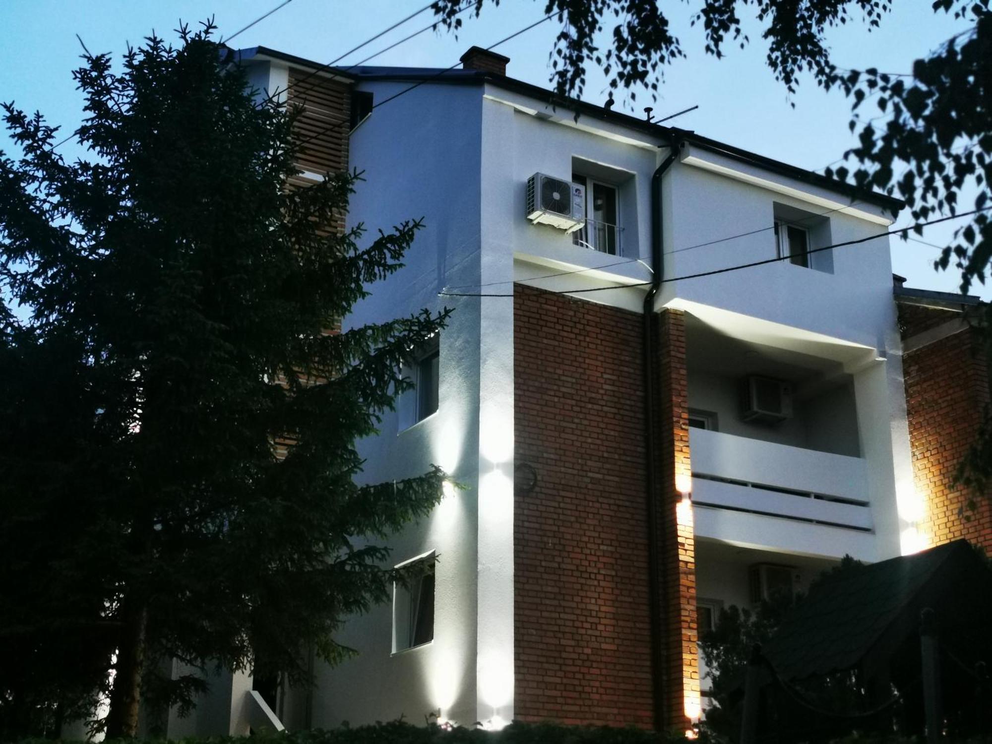 Vila Breza ソコバニャ エクステリア 写真